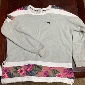 Crew neck pink sweatshirt